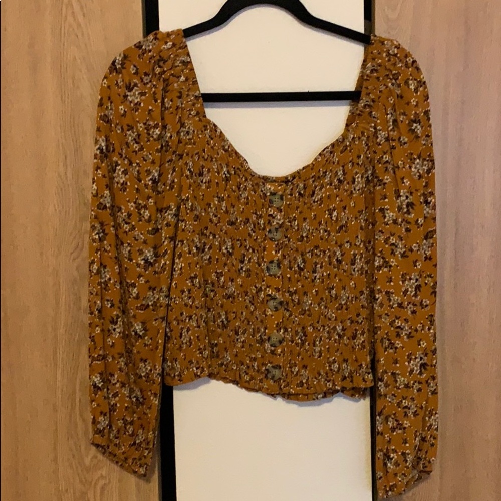 Cute ruffled off the shoulder shirt